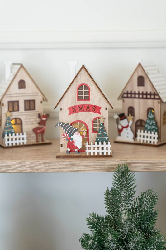 Trähus - Hus 15cm m/Tomte