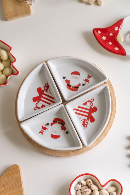 Hovedbilde Serveringsset med 4 skålar - Tomte och julklapp