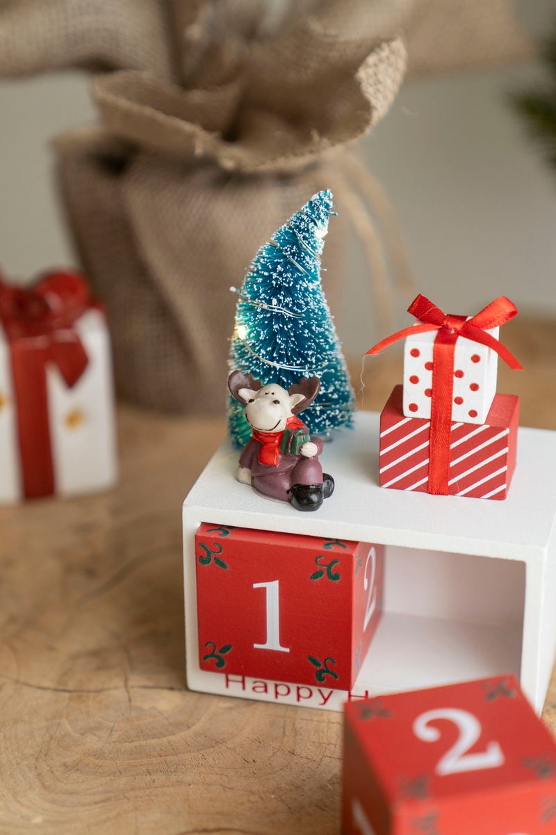Adventskalender - Nedräkning Julklappar