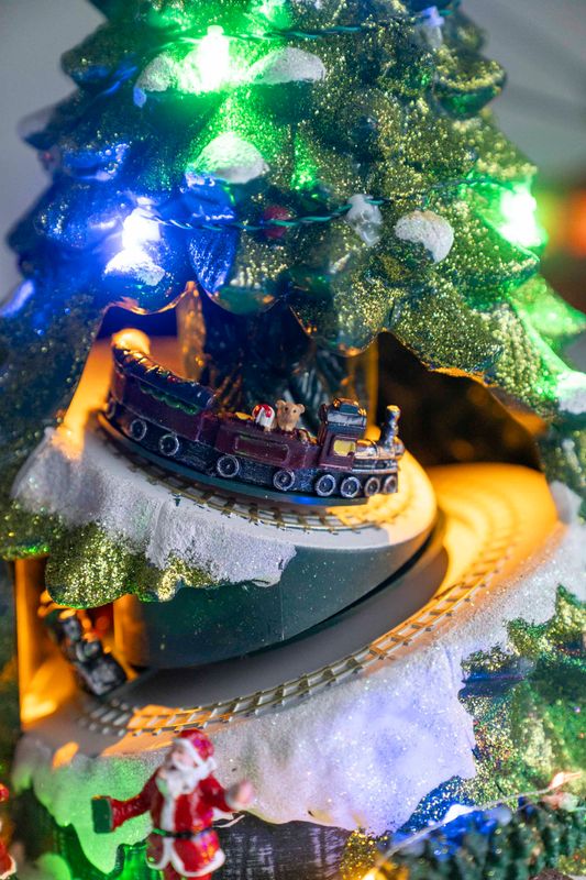 Julby – Julgran med tåg