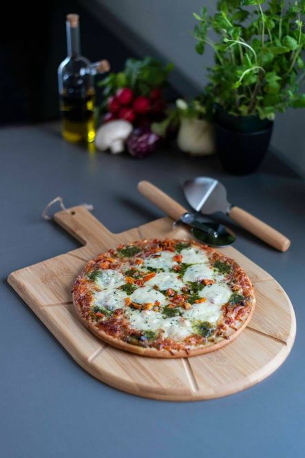 Hovedbilde Pizzafjøl m/pizzahjul og spade