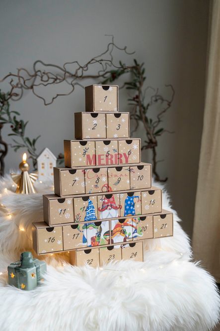 Hovedbilde Adventskalender - Träd
